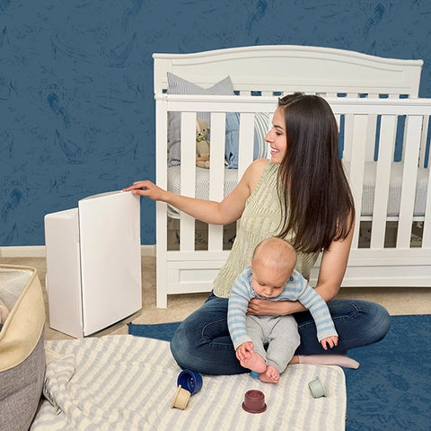 IP_Compact_MomBabyCrib_600x600